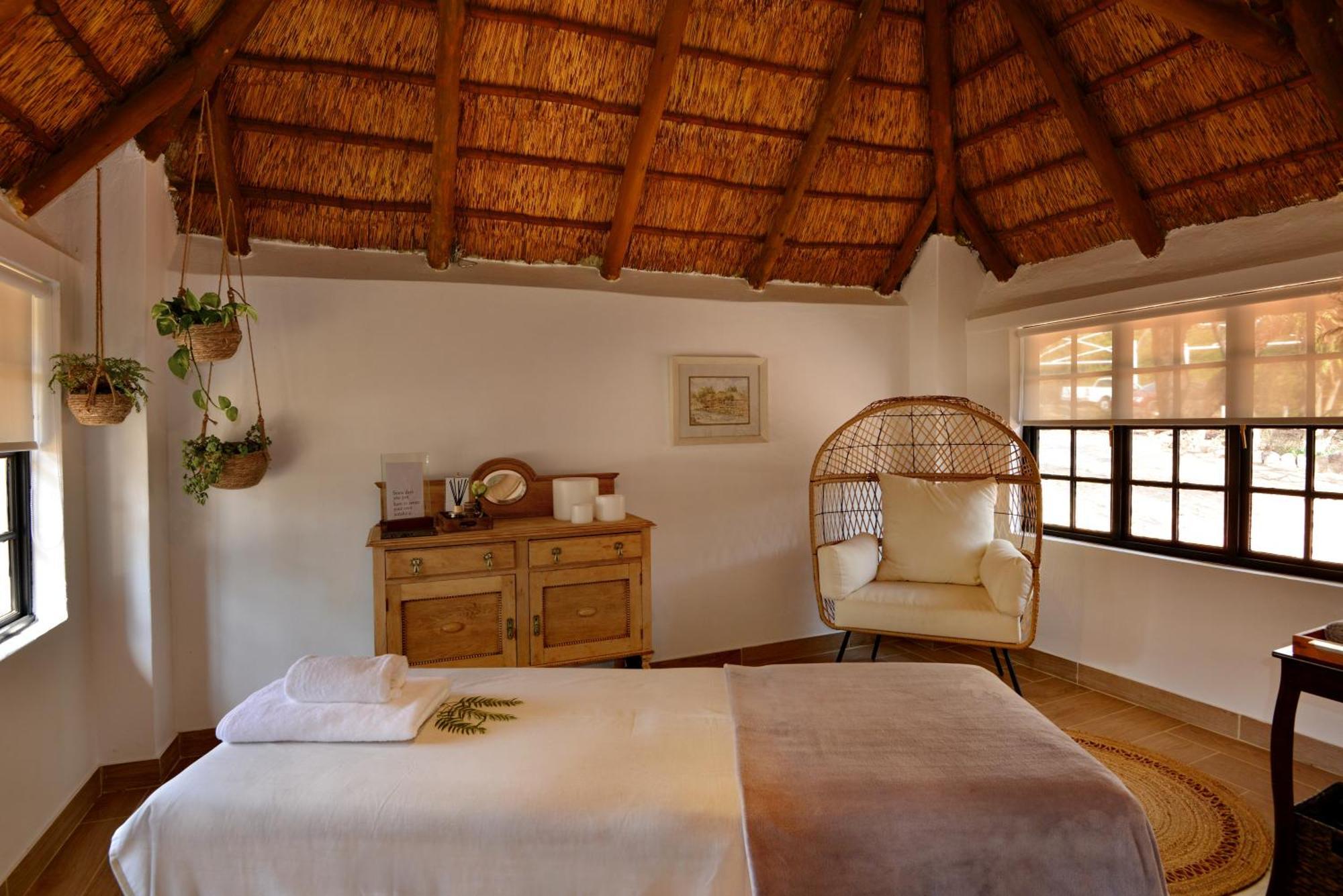 Thanda Manzi Country Hotel Centurion Kültér fotó
